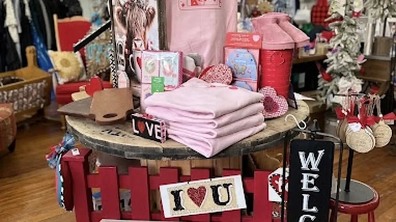 Consignment store in Woodward, Iowa: Main Street Mercantile