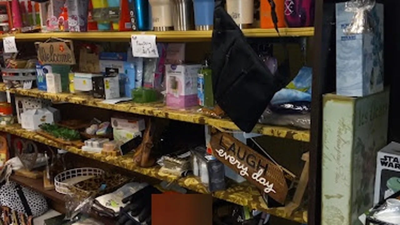 Consignment store in Marion, Arkansas: Marion Consignment Gift and Home Decor