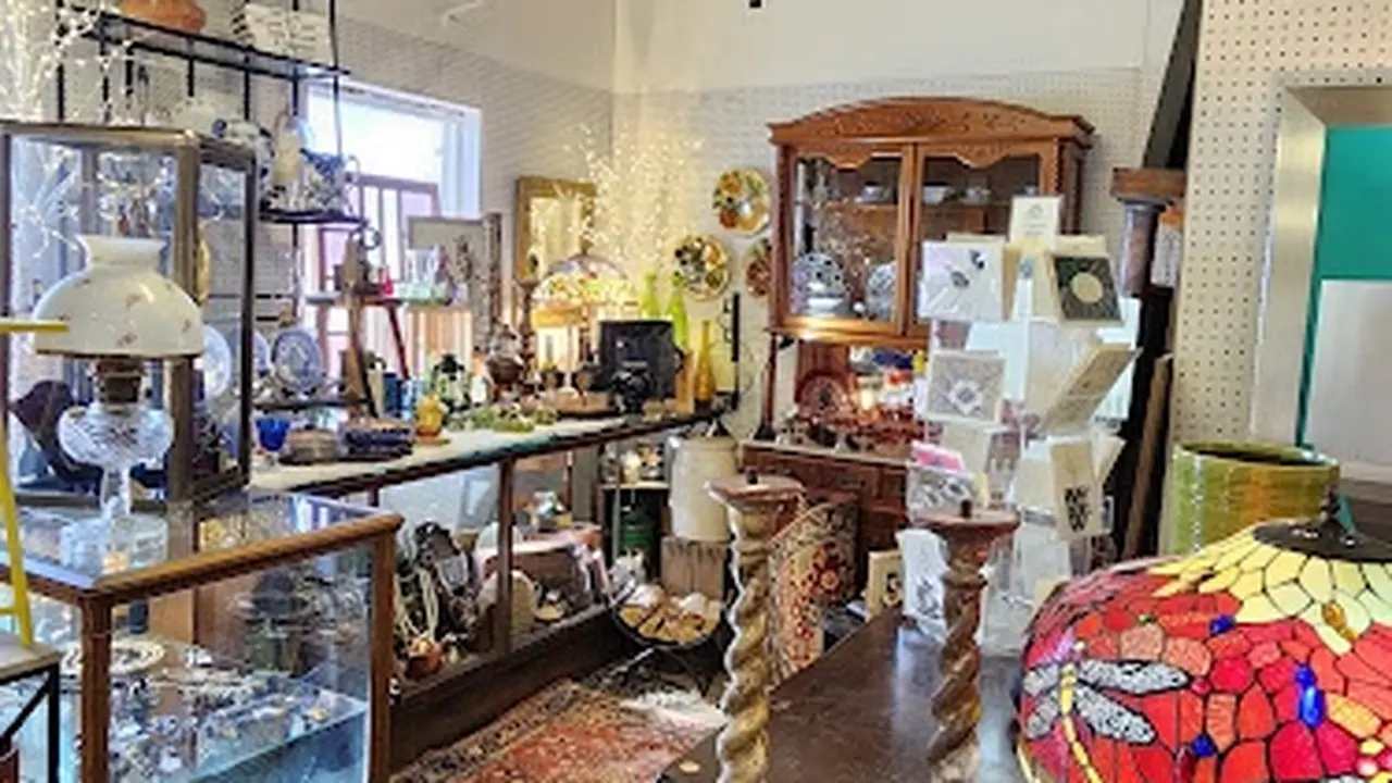 Consignment store in Danville, Virginia: Market on the Dan