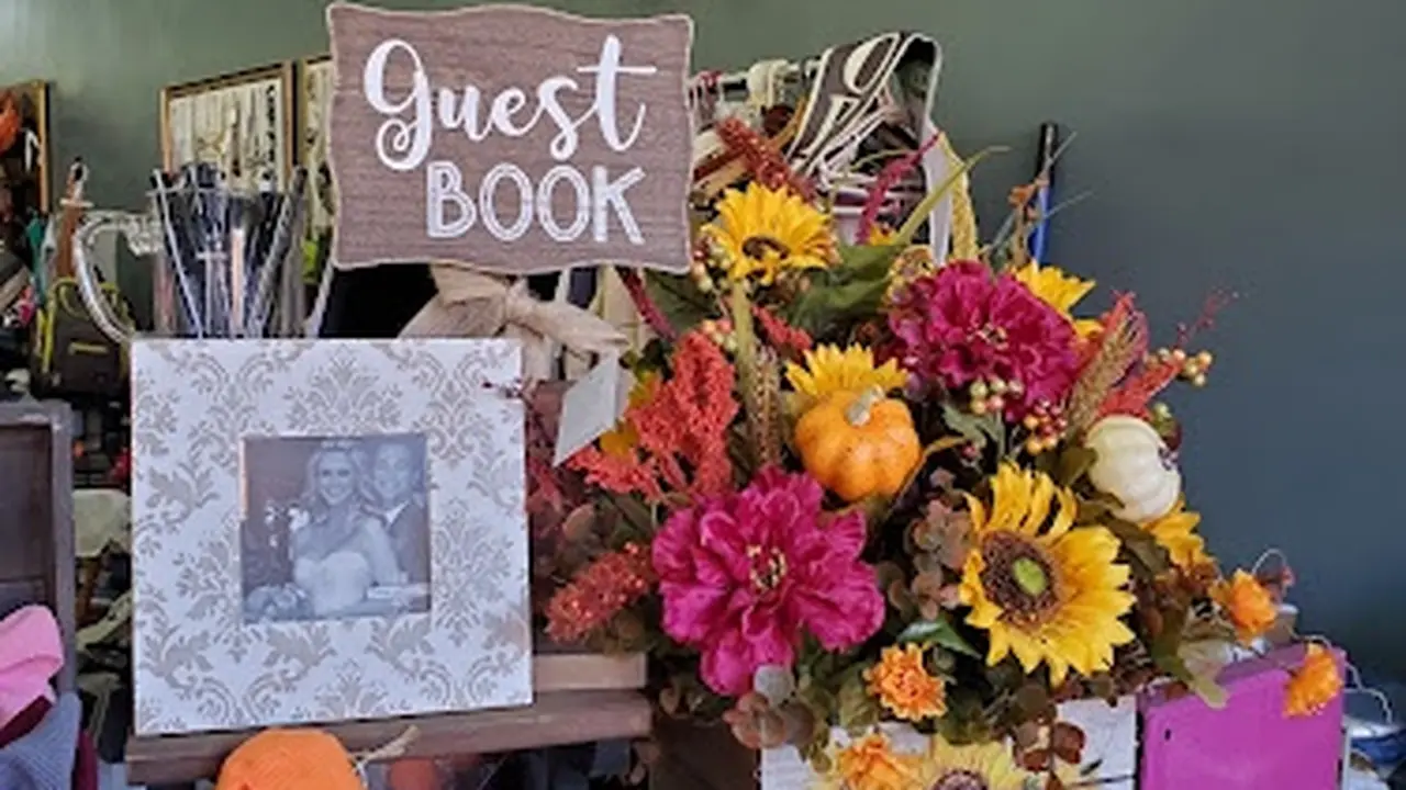 Consignment store in Elkin, North Carolina: Michelle's Consignments