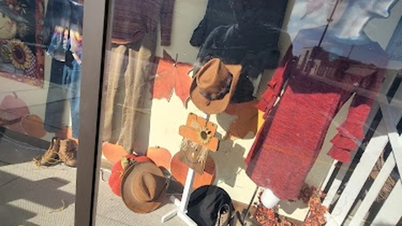 Consignment store in Kinsley, Kansas: Midway Consignments
