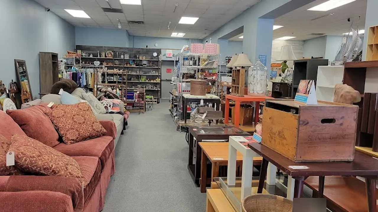 Consignment store in Ithaca, New York: Mimi's Attic