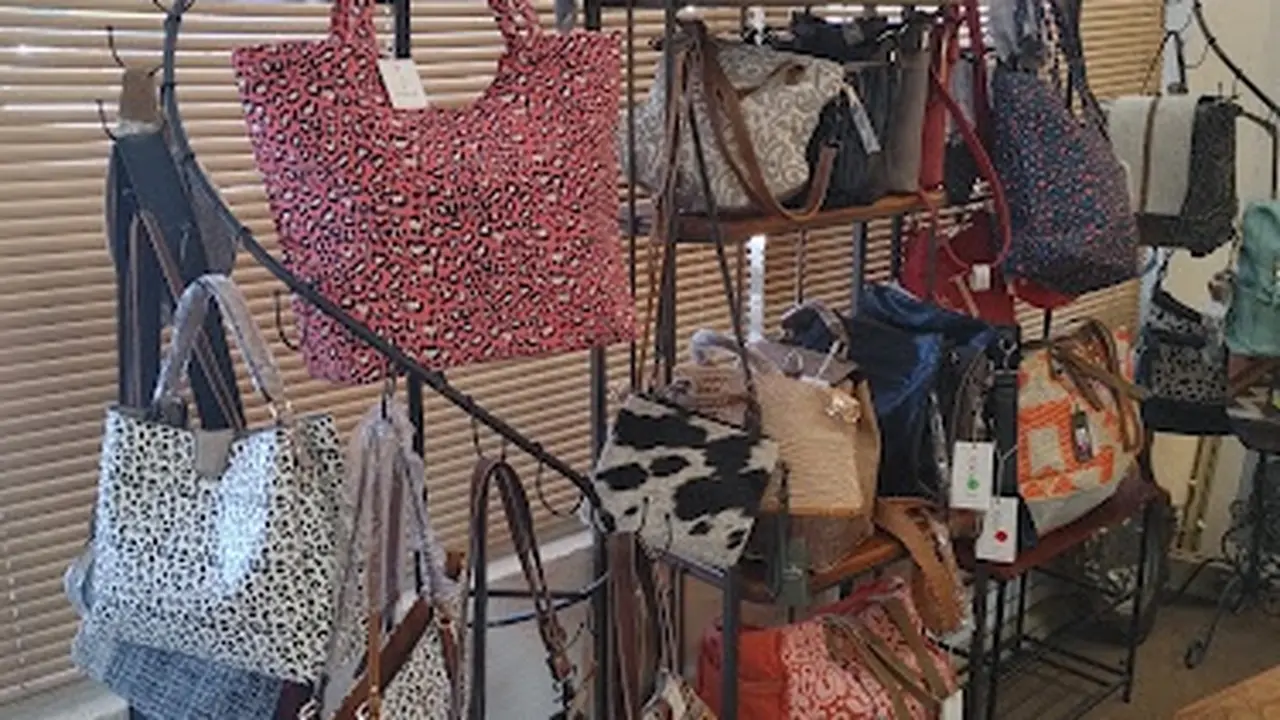 Consignment store in Dillard, Georgia: Mine & Yours Upscale Resale