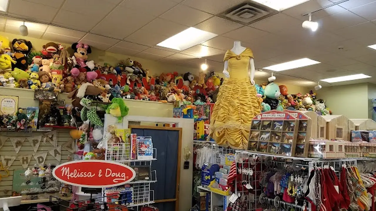 Consignment store in Washington, Missouri: Mommy And Me Again