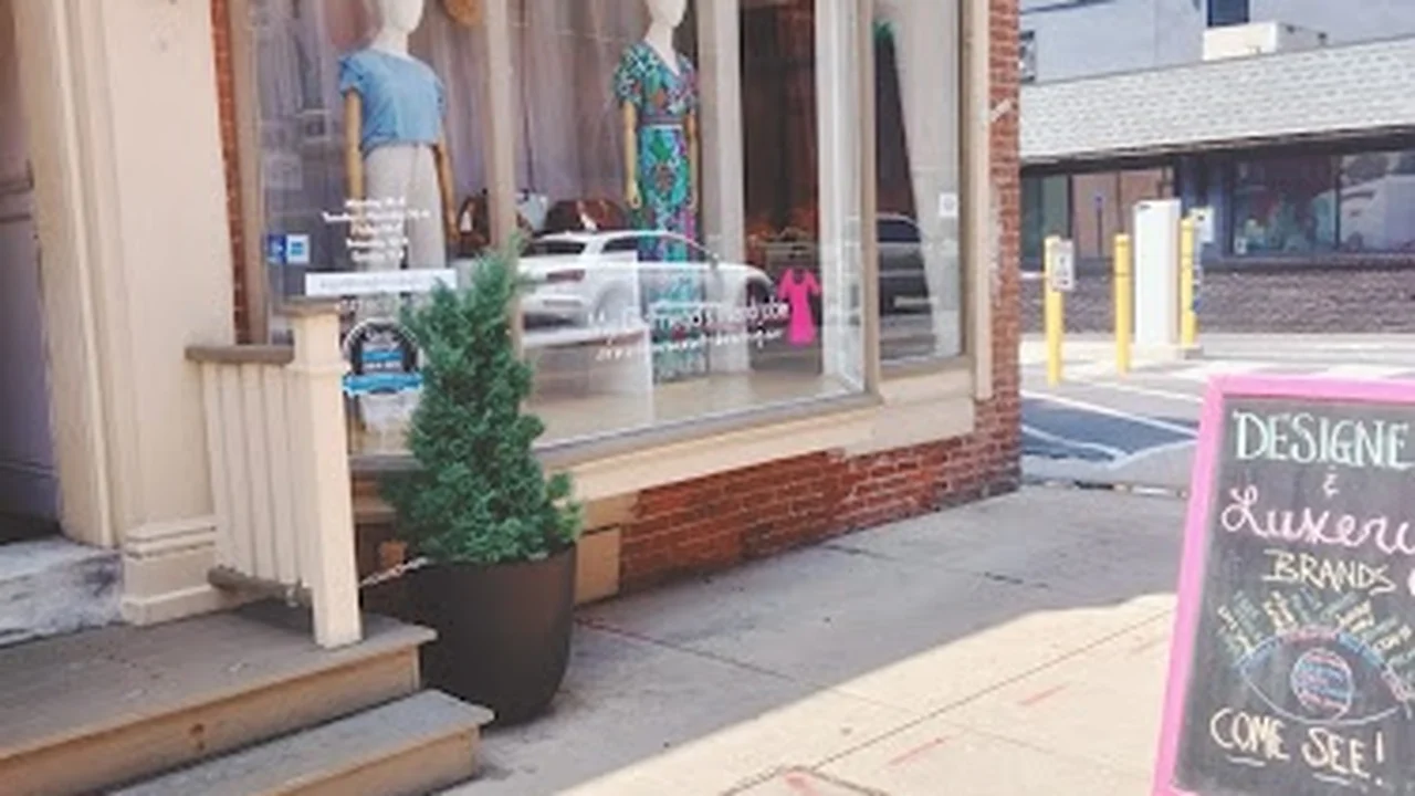 Consignment store in York, Pennsylvania: My Girlfriend's Wardrobe