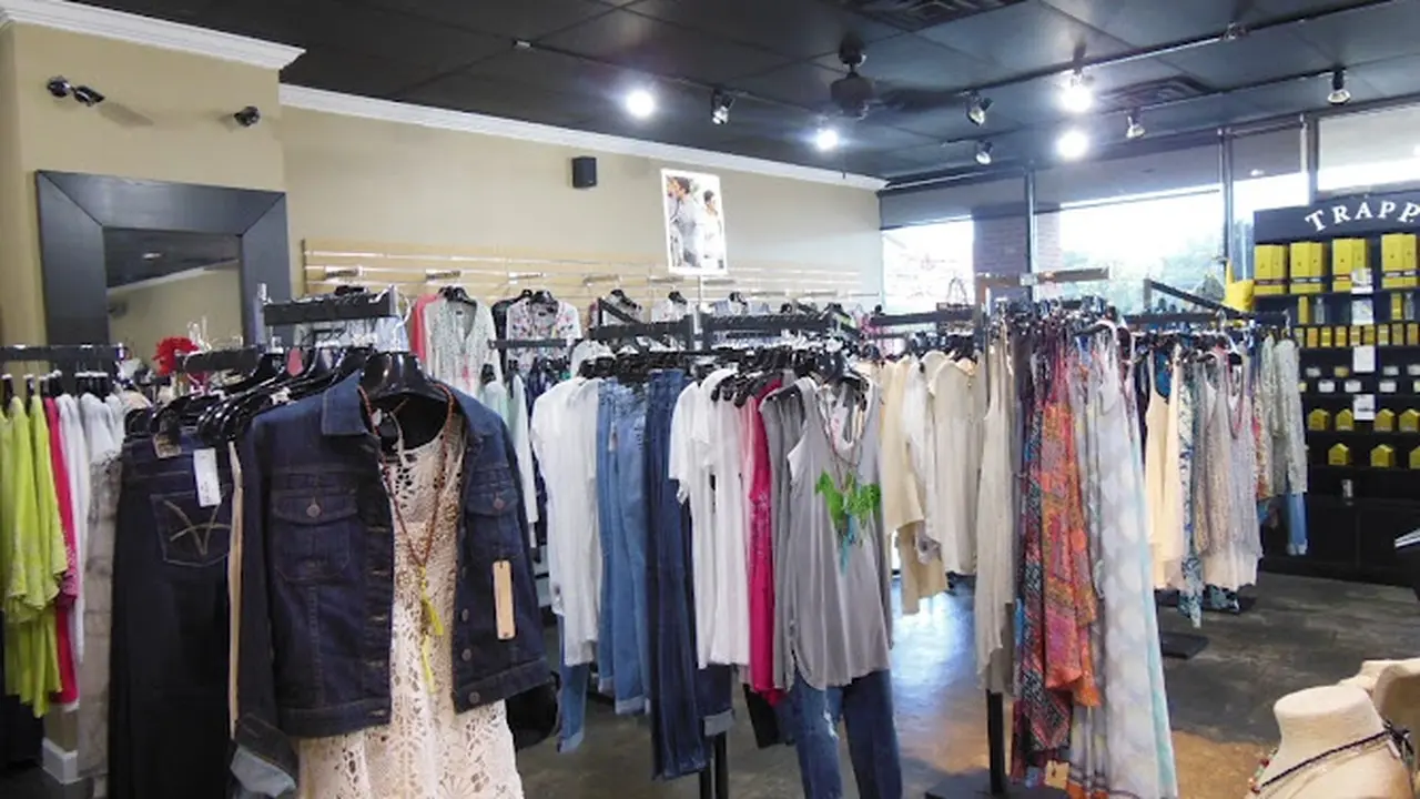 Consignment store in Dallas, Texas: My Secret Closet Ladies Boutique New and Consignment