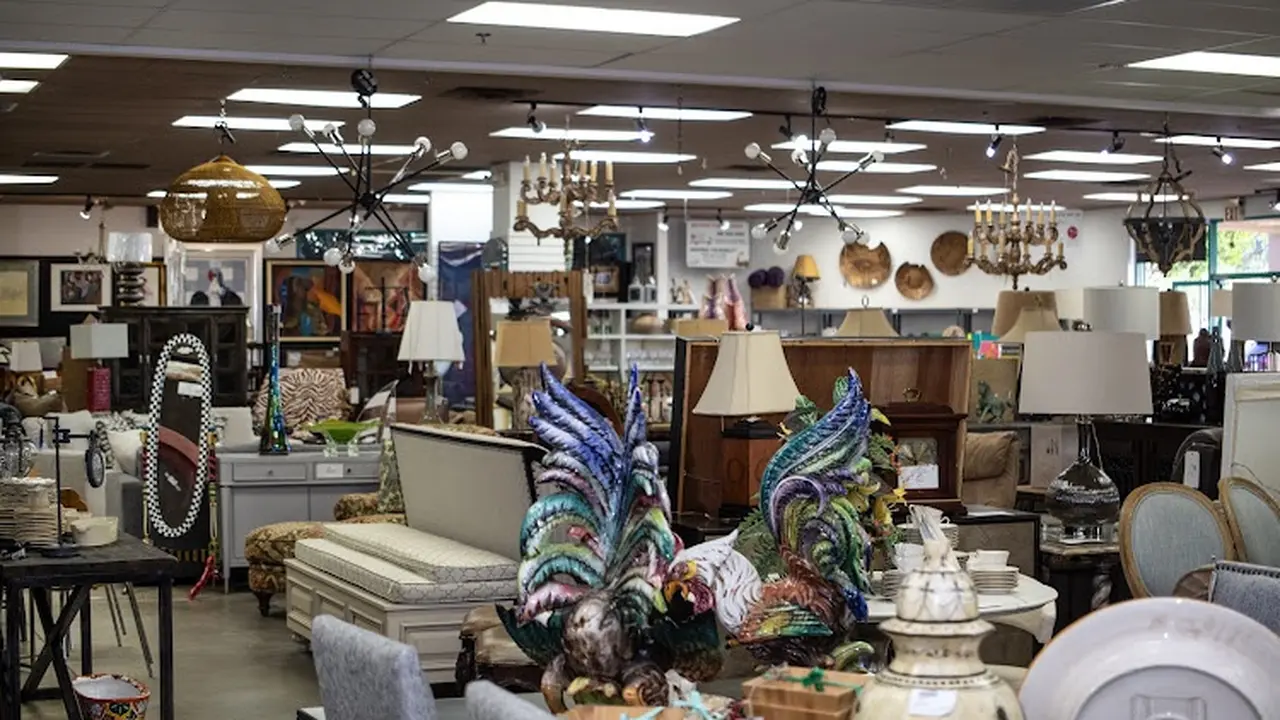 Consignment store in Scottsdale, Arizona: My Sister's Attic