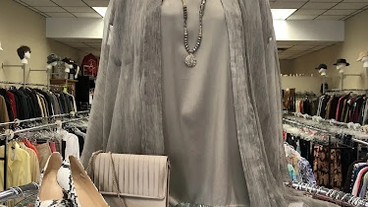 Consignment store in Marine City, Michigan: My Sister's Closet