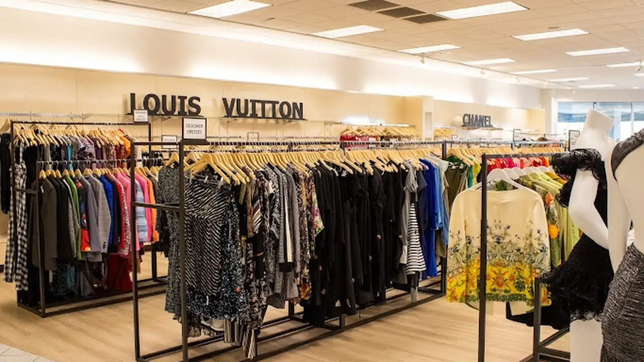 Consignment store in Newport Beach, California: My Sister's Closet