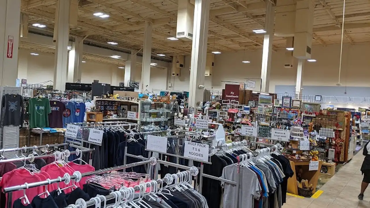 Consignment store in Reno, Nevada: NEVADA MARKETPLACE