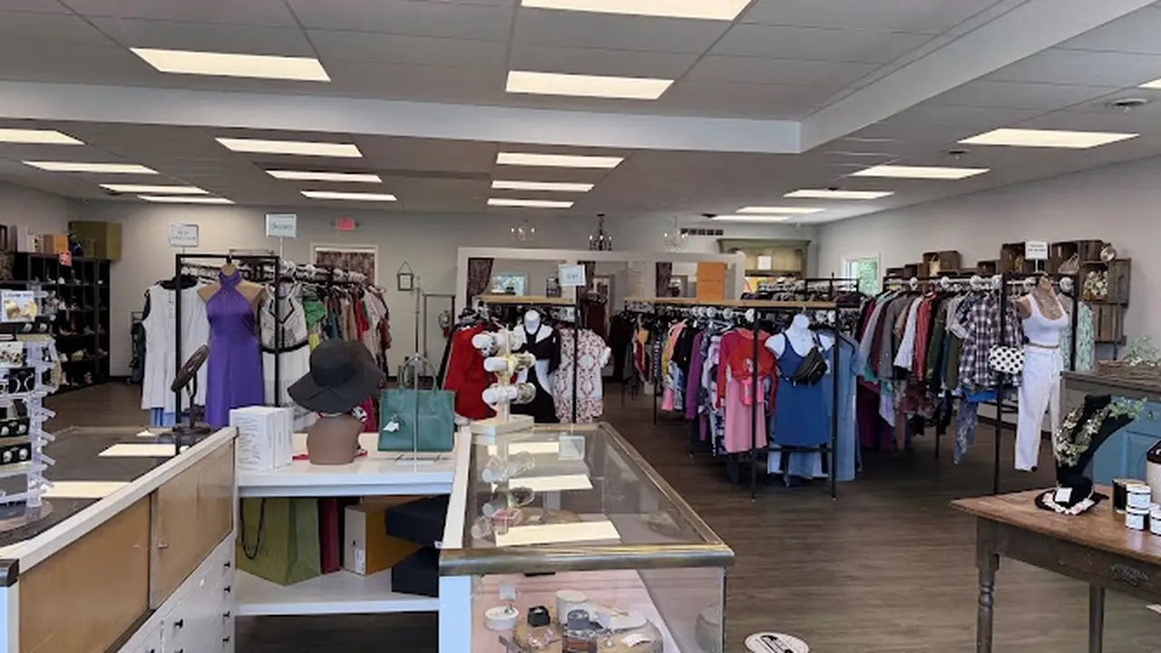 Consignment store in Crofton, Maryland: New Digz Consignment