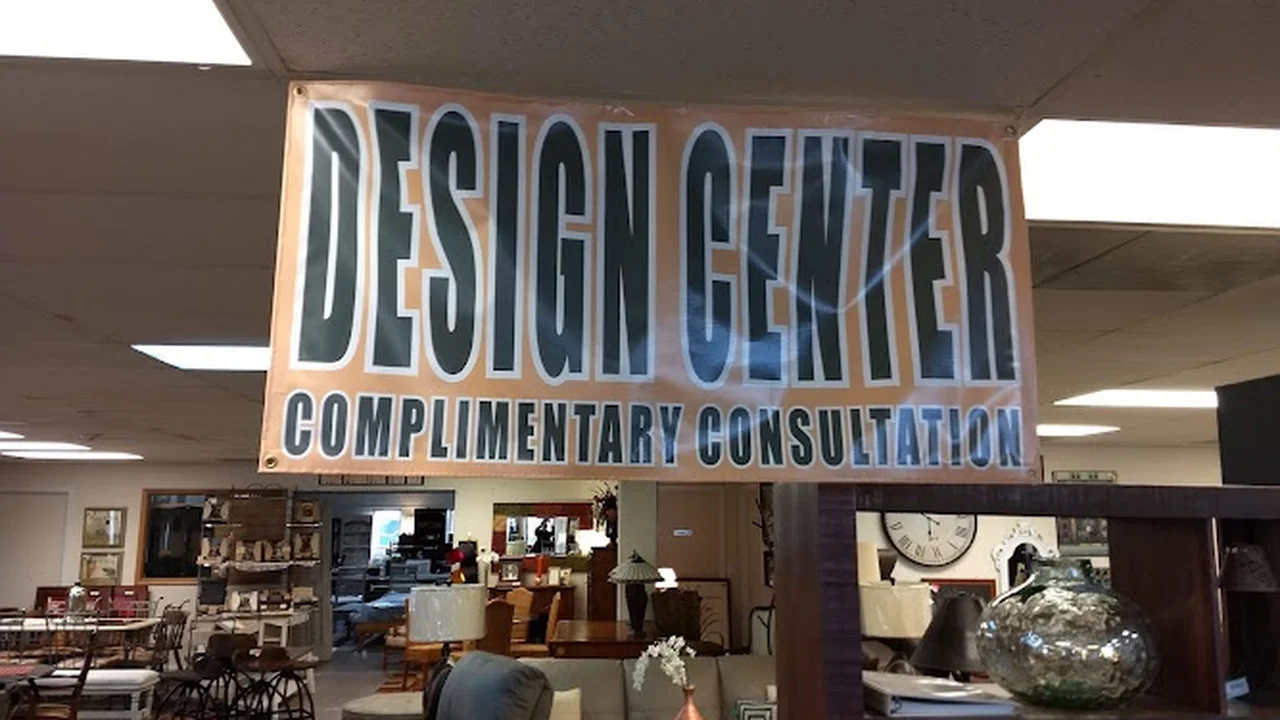 Consignment store in Spring Grove, Illinois: New Leaf Home Furnishings