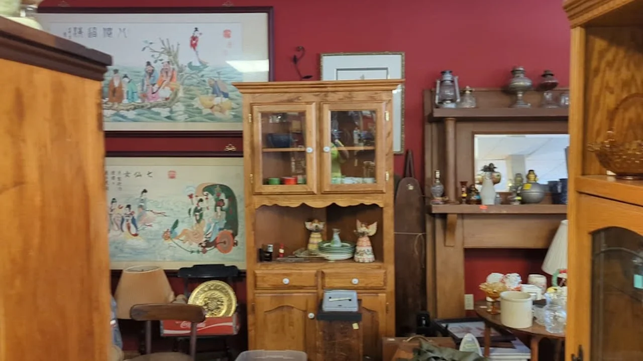 Consignment store in Point Pleasant, West Virginia: New to You