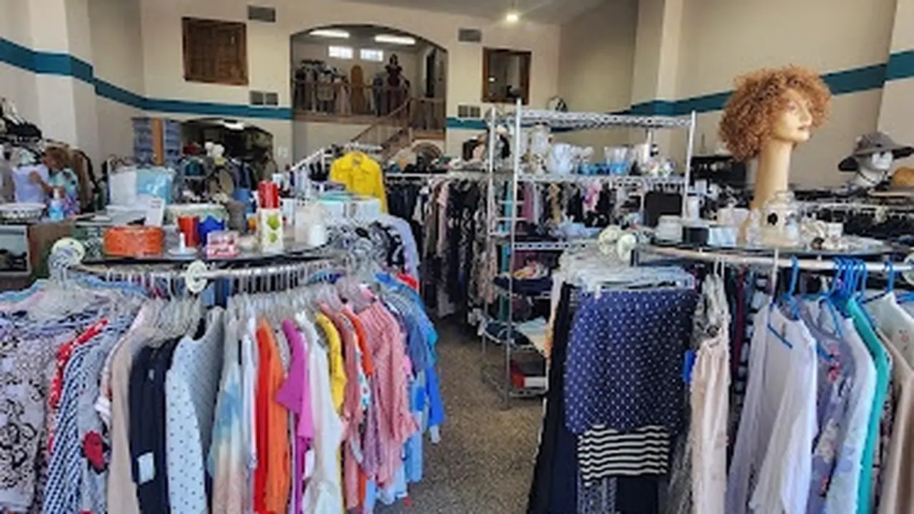 Consignment store in Elyria, Ohio: New To You Resale Shop