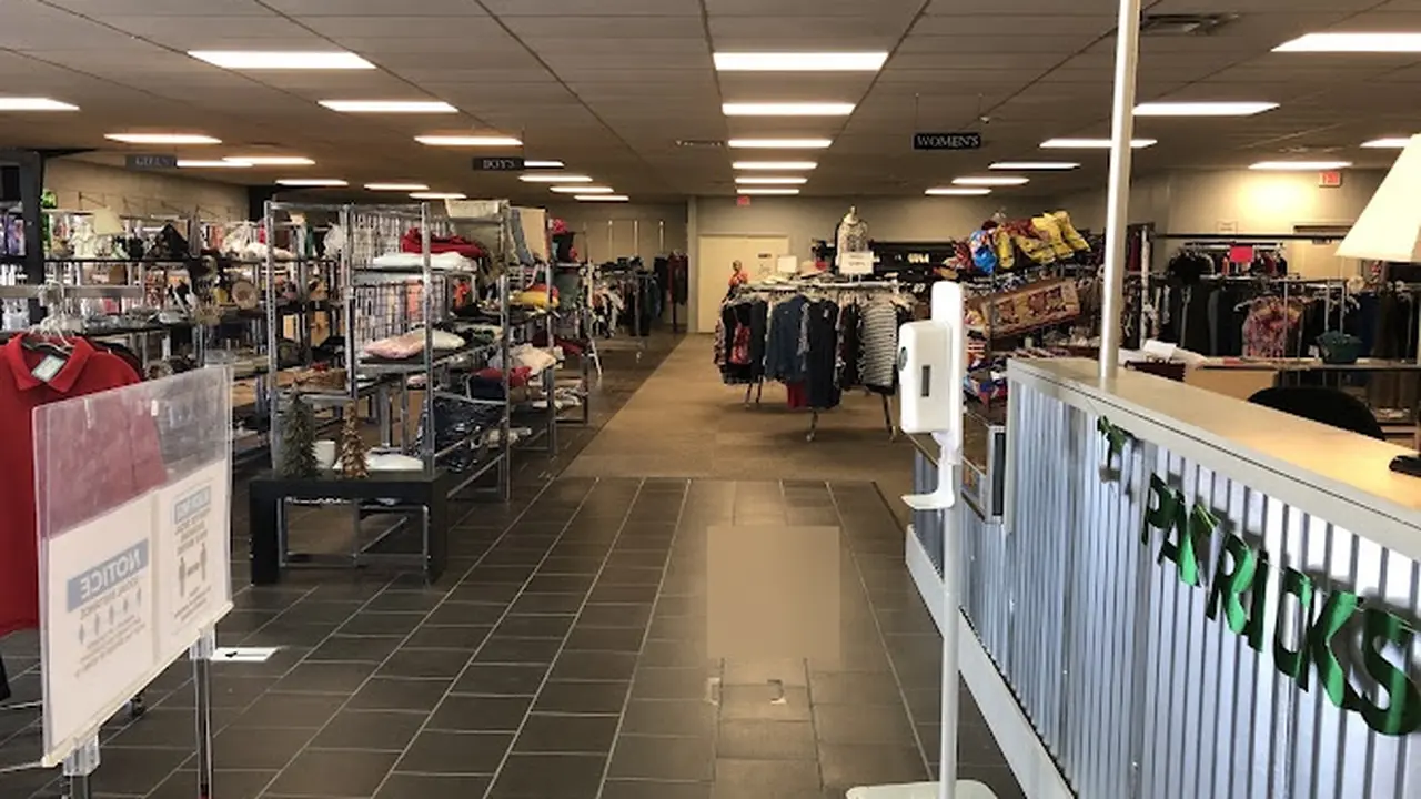 Consignment store in Muskogee, Oklahoma: Next2New Resale & Consignment