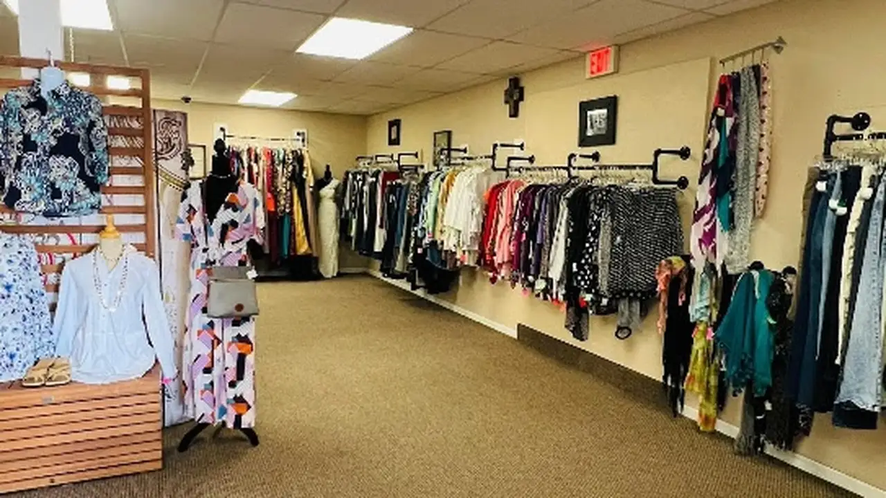 Consignment store in Kerrville, Texas: Nu Accents of Kerrville