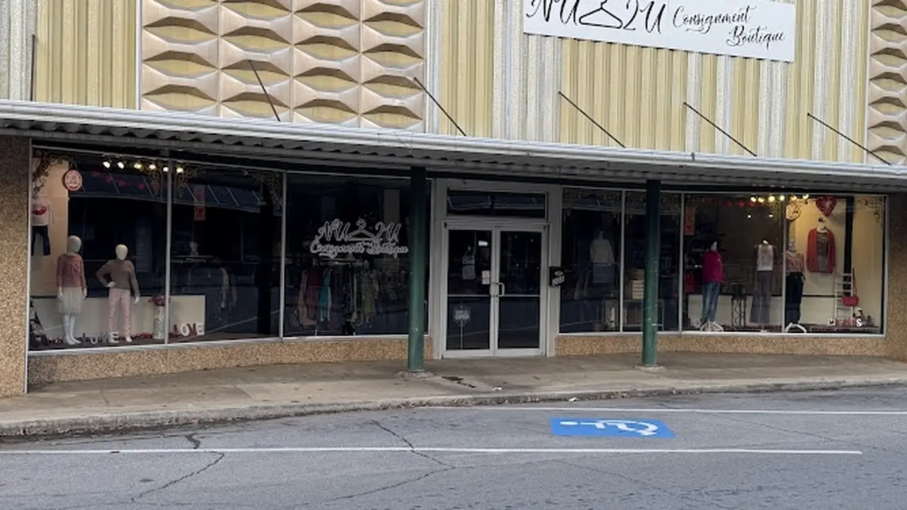 Consignment store in Poteau, Oklahoma: NU2U Consignment Boutique