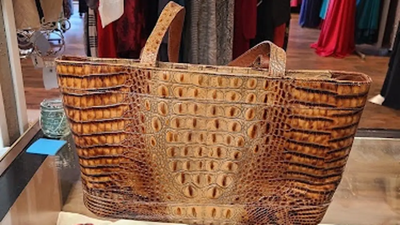 Consignment store in Huntsville, Alabama: Off The Rack Consignment Boutique