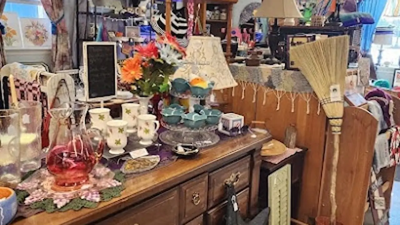 Consignment store in Milo, Maine: Oopsie Daisies & Almost Maybes