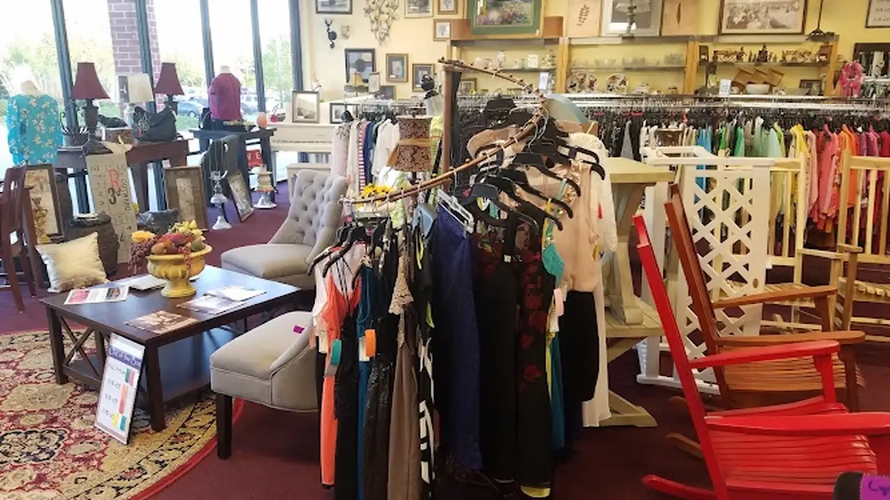 Consignment store in Winston-Salem, North Carolina: Out Of The Box Consignment