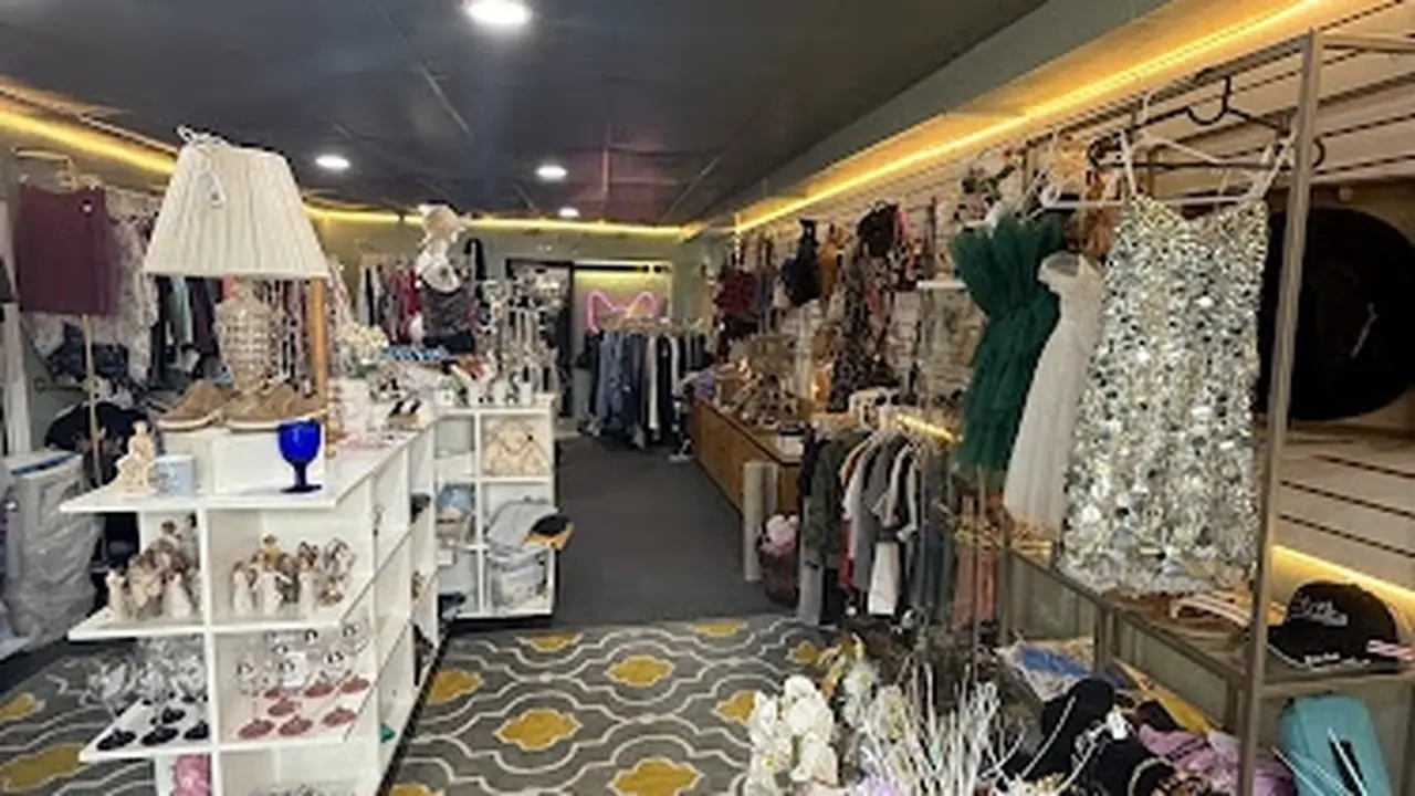 Consignment store in Parkville, Maryland: Parkville Finds and Fashion