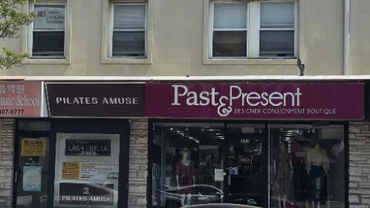 Consignment store in Closter, New Jersey: Past & Present Boutique
