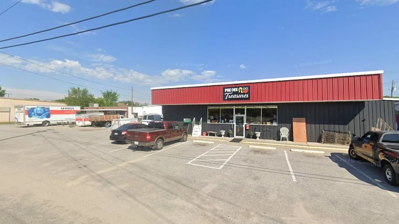Consignment store in Darlington, South Carolina: Pee Dee Sellers