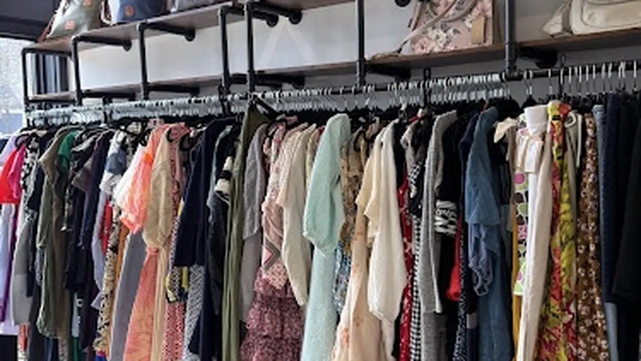 Consignment store in Kent, Connecticut: Perfectly Paired Consignment & Boutique