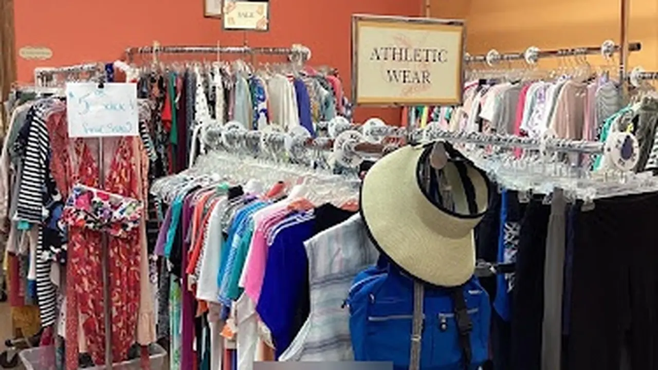 Consignment store in Culpeper, Virginia: Persimmon Consignment Boutique