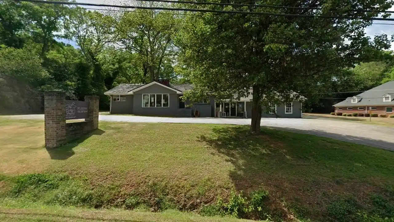 Consignment store in Jefferson, Georgia: Picky Peach Consignment