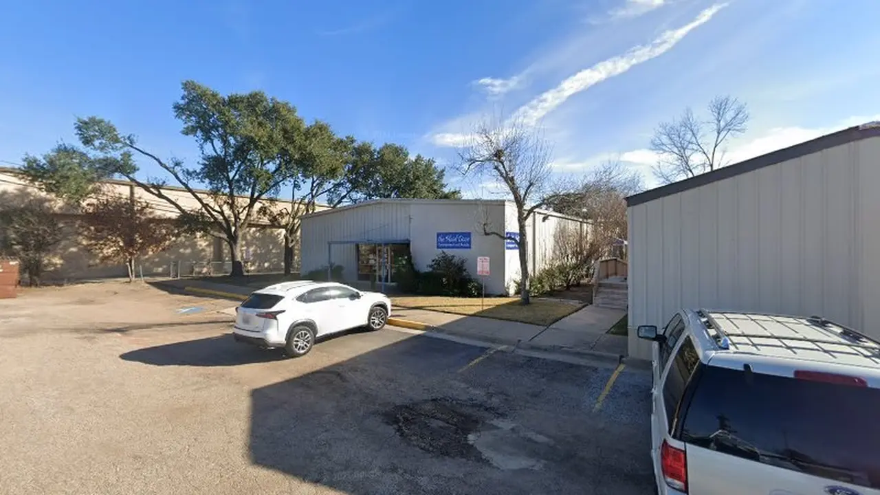 Consignment store in Dallas, Texas: Plaid Door