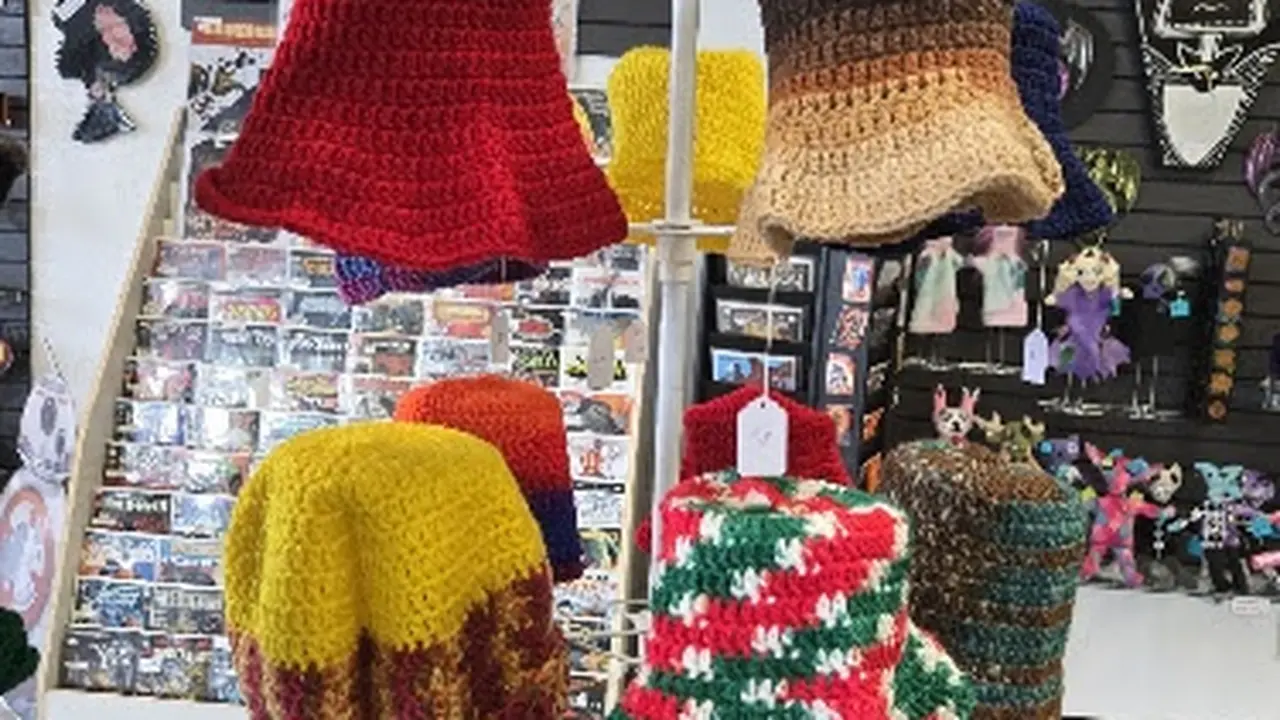 Consignment store in Tucson, Arizona: Poppin' Off Pop Culture Gifts & More
