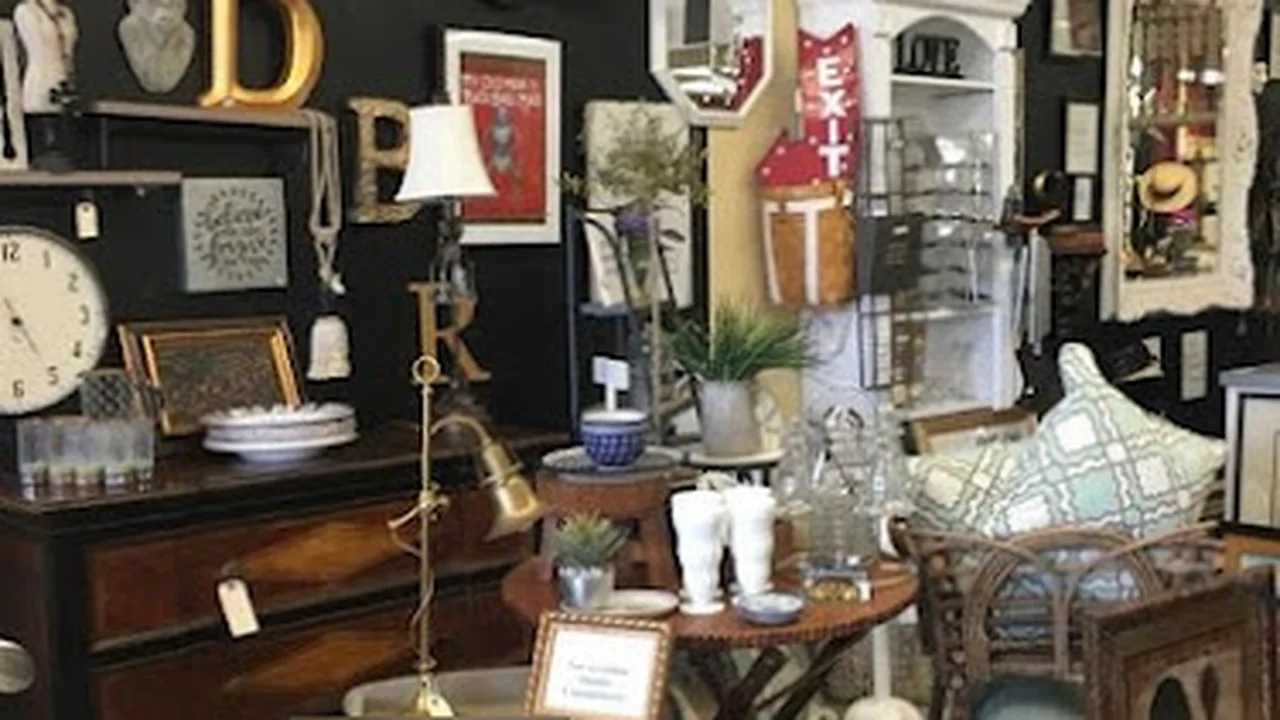 Consignment store in Rockford, Illinois: Possessions Resale, Consignment & Estates