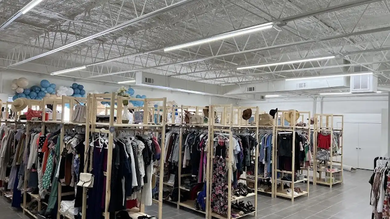 Consignment store in Houston, Texas: Preloved Houston