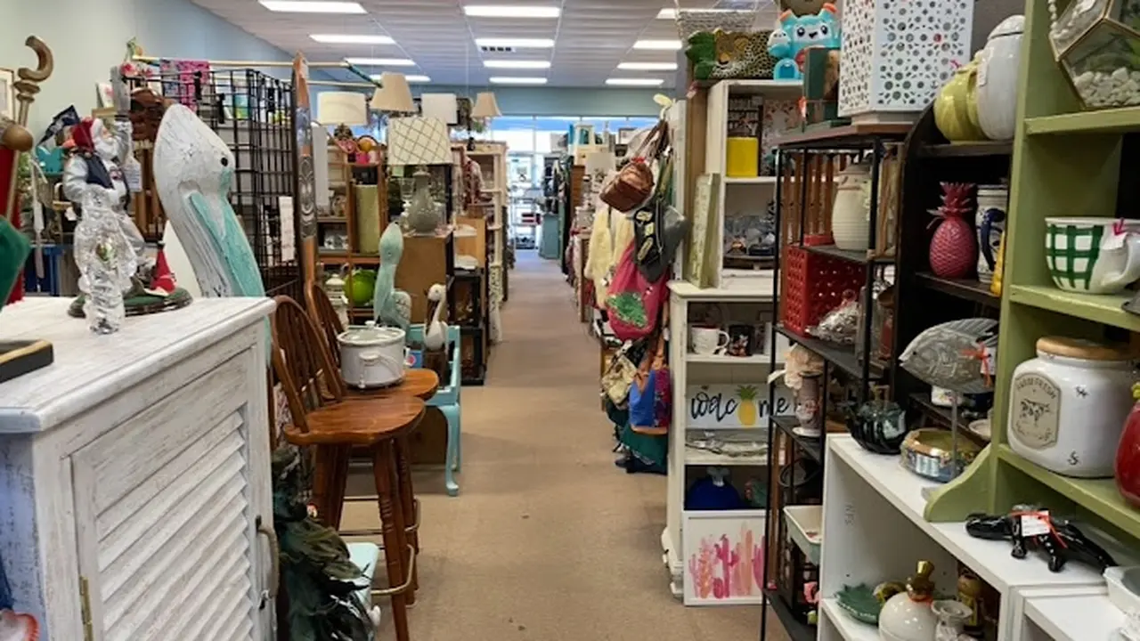 Consignment store in Wilmington, North Carolina: Primrose Cottage