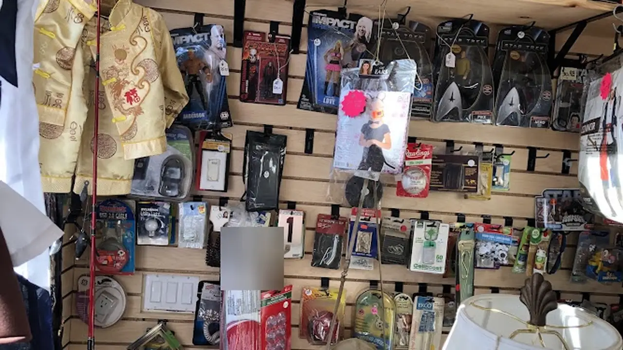 Consignment store in Staten Island, New York: Prudy Consignment Shop