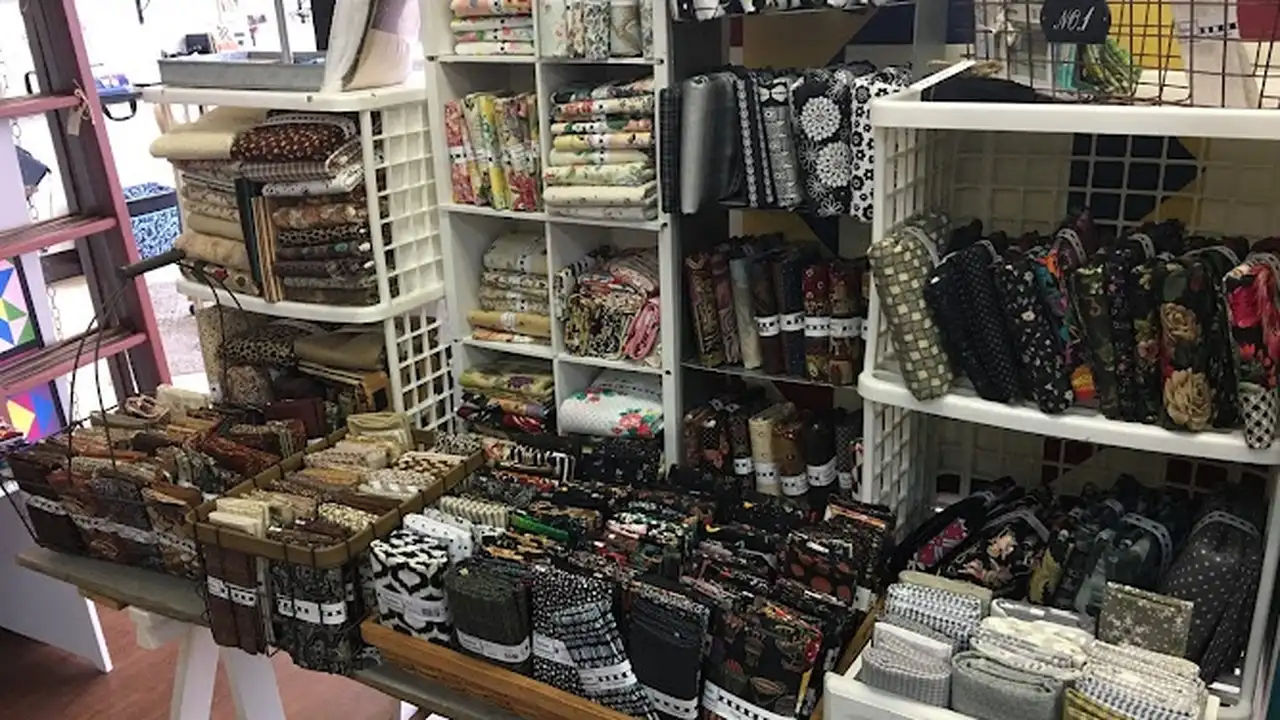 Consignment store in Denton, Texas: Quilters Consignment