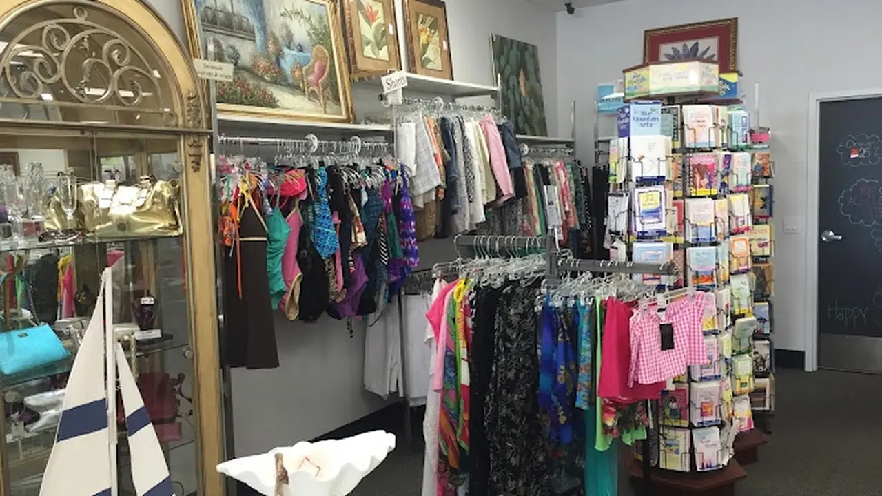 Consignment store in Stuart, Florida: Rag Street Consignment