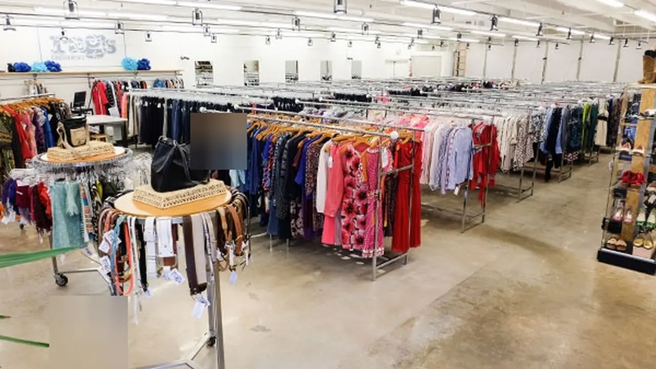 Consignment store in Boulder, Colorado: Rags Consignments
