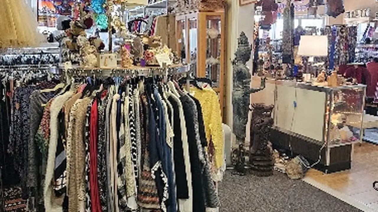 Consignment store in Panama City, Florida: Ragtime Consignment Boutique