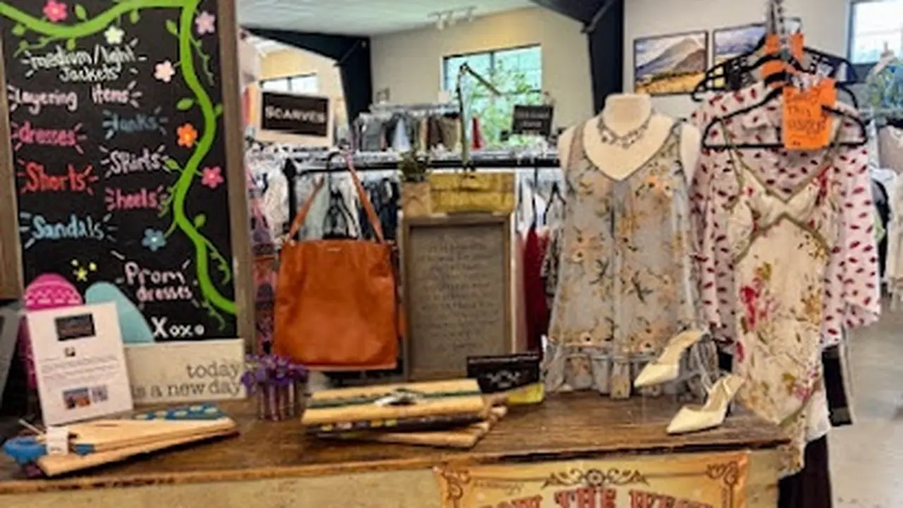 Consignment store in Bozeman, Montana: ReCouture