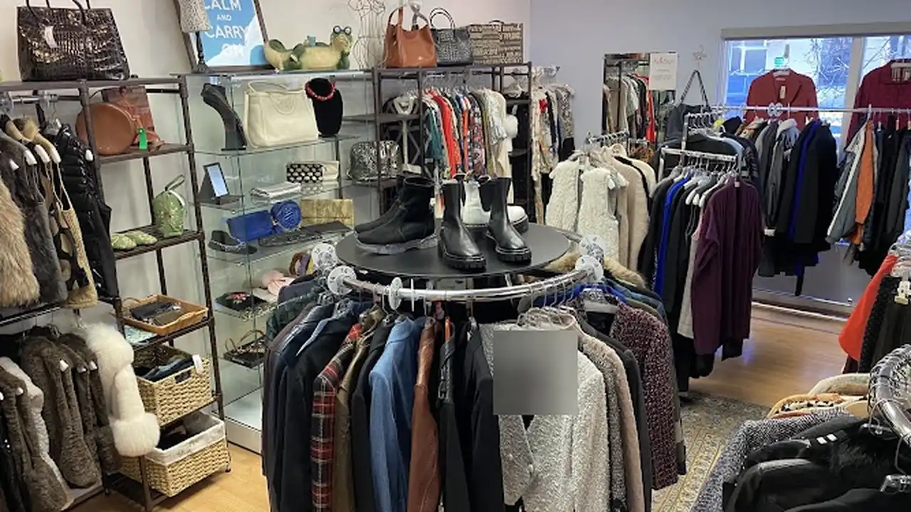 Consignment store in Baltimore, Maryland: ReDeuxApparel