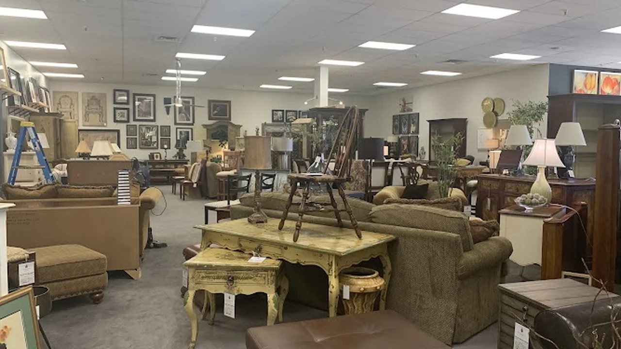 Consignment store in Centennial, Colorado: Refined Consign & Design