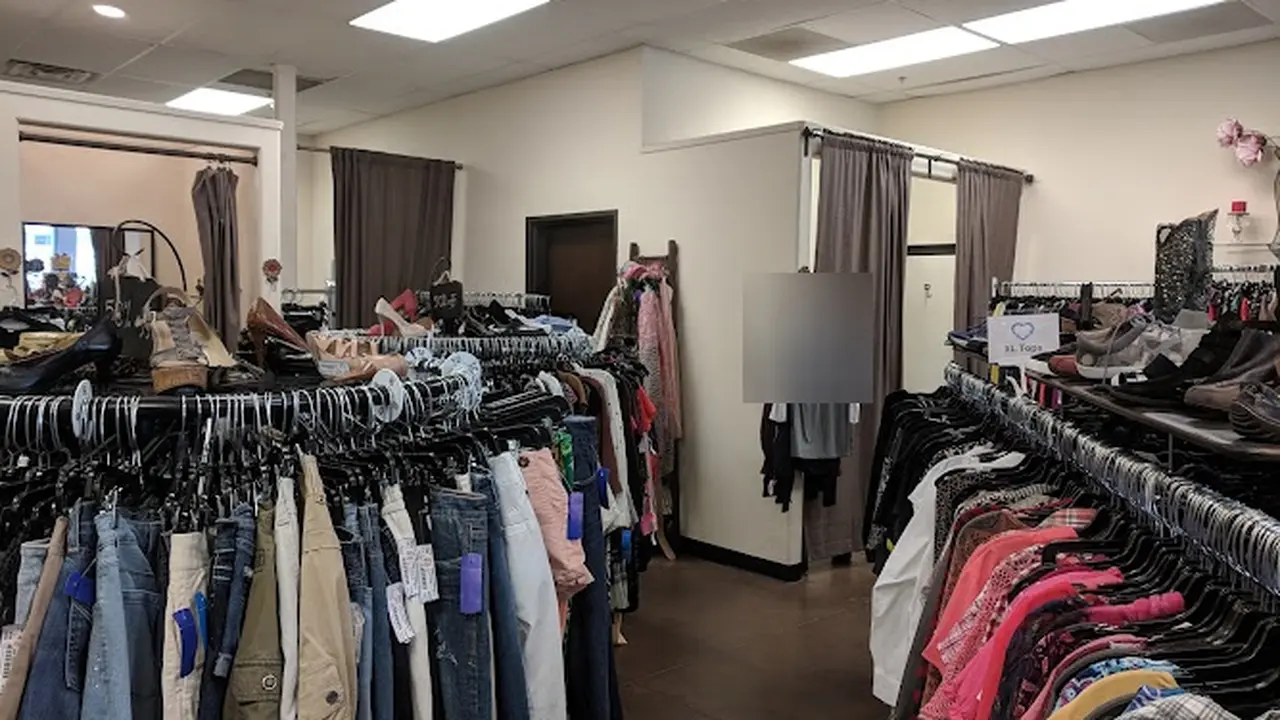 Consignment store in Folsom, California: Relove Consignment