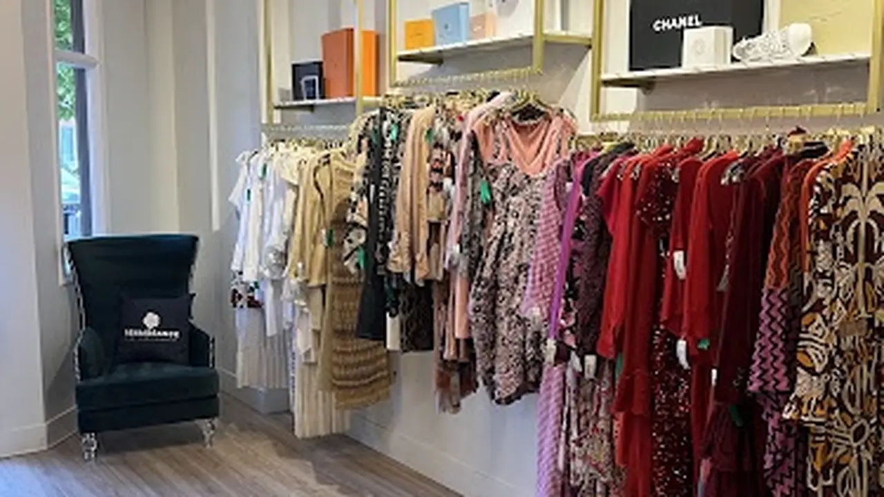 Consignment store in El Dorado Hills, California: Renaissance Fine Consignment