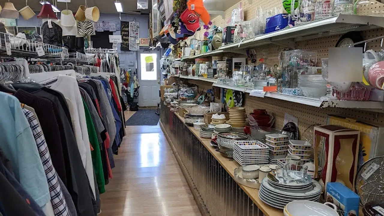 Consignment store in Byron, Illinois: ReRuns
