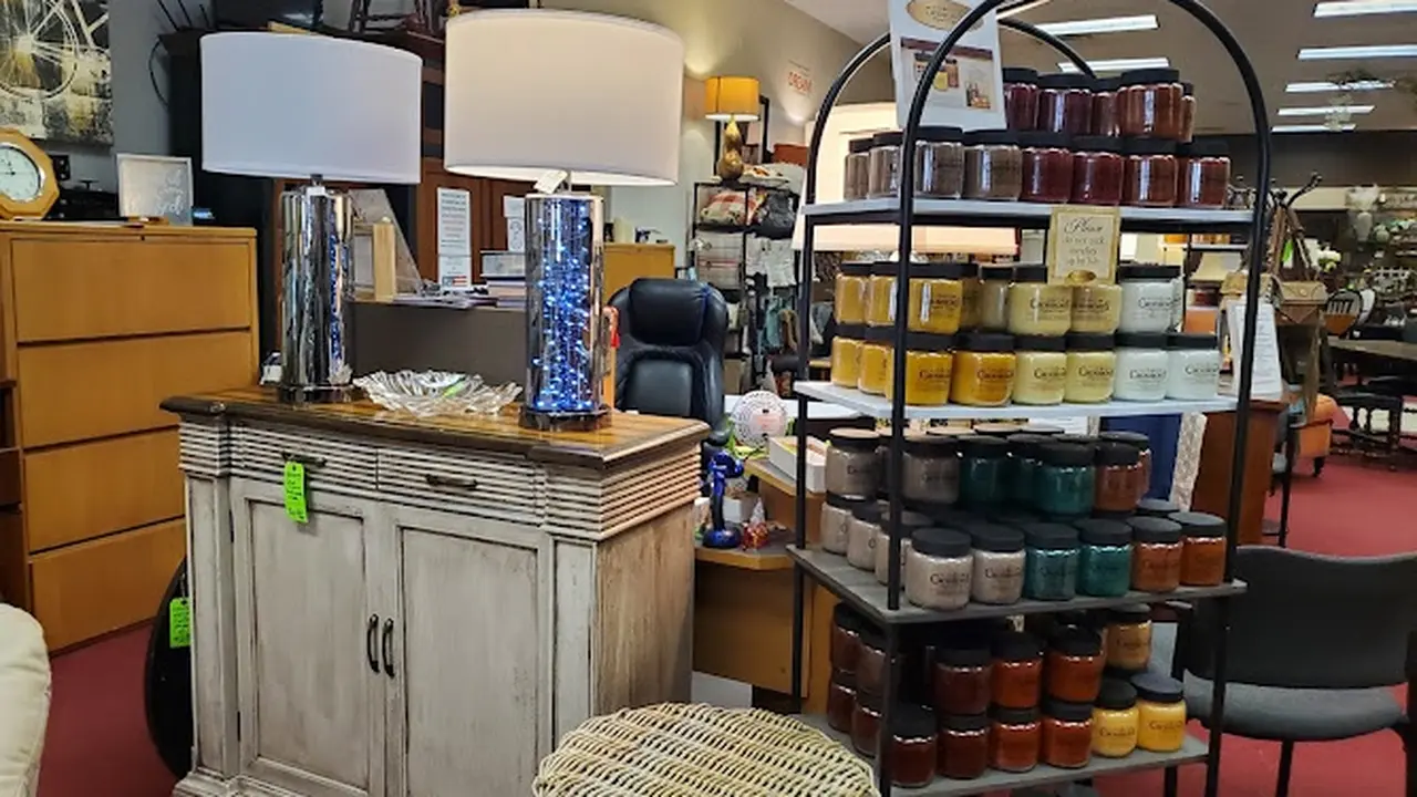 Consignment store in Sioux Falls, South Dakota: Resale Living
