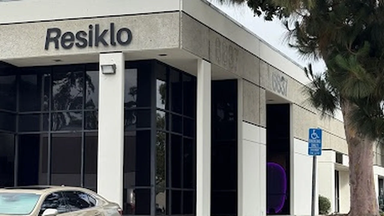Consignment store in San Diego, California: Resiklo California