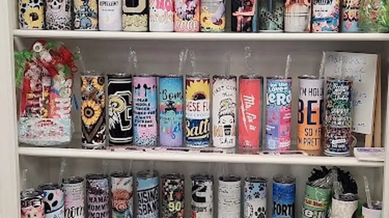 Consignment store in Glenwood, Iowa: Retail Remix