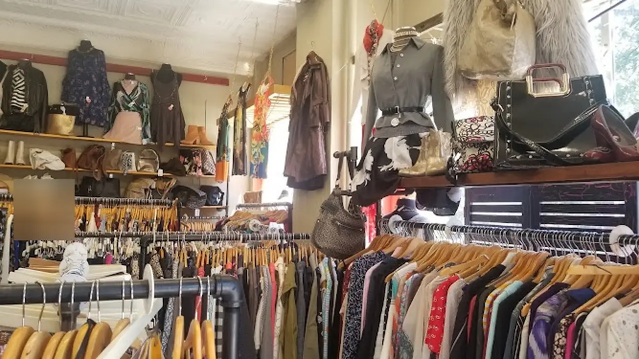 Consignment store in Denver, Colorado: reZENed